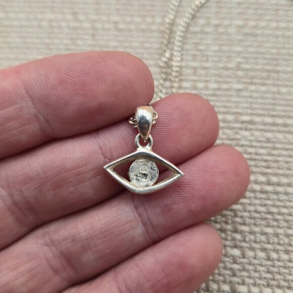 16 Inch Sterling Silver Blue Opal Eye Pendant Necklace A5498 - Picture 5 of 8